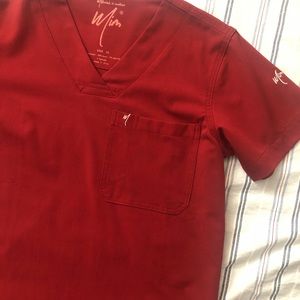 MIMS SCRUBS BURGUNDY TOP